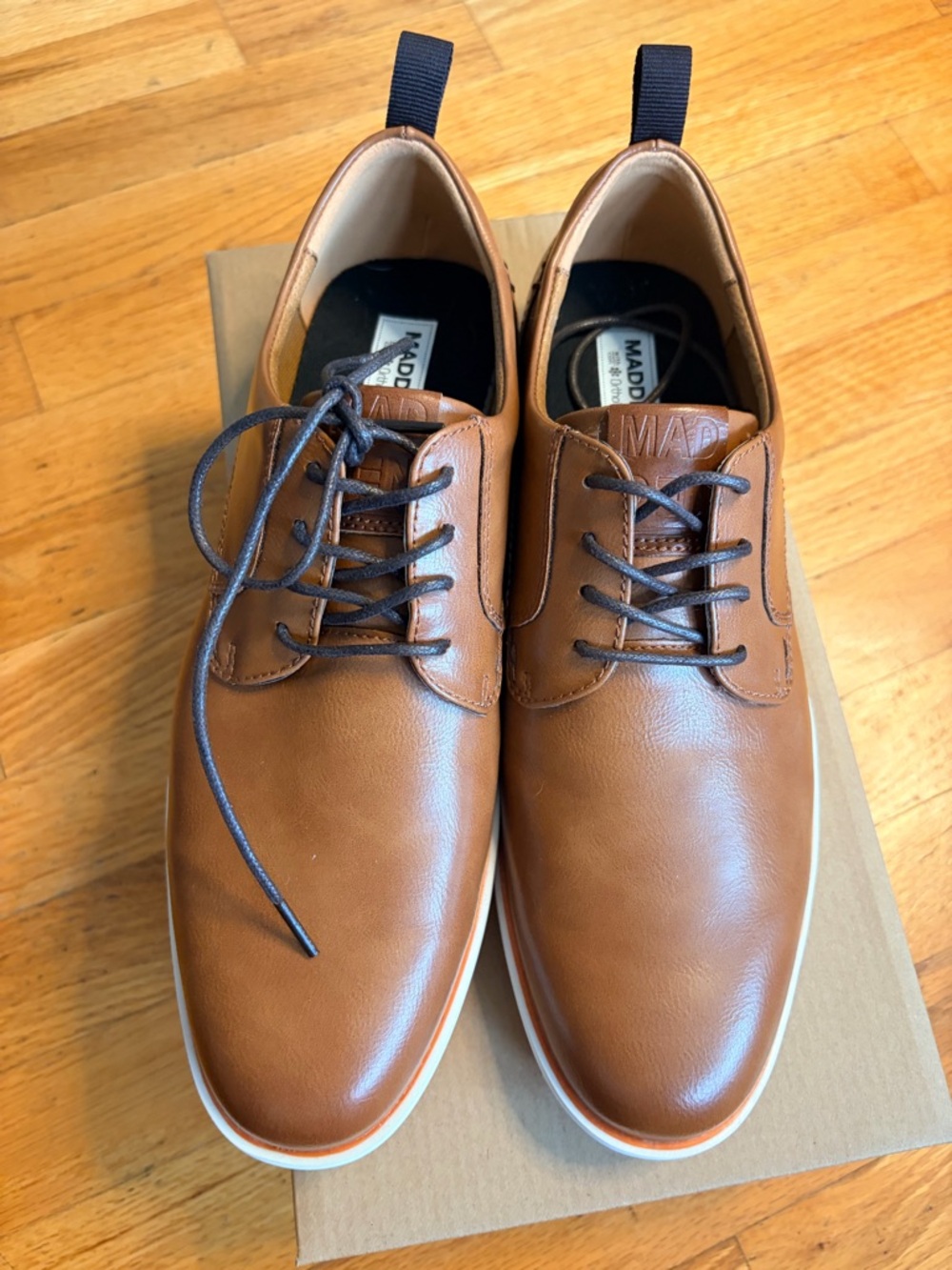 Steve Madden Tan Brown Leather Derby Shoes
